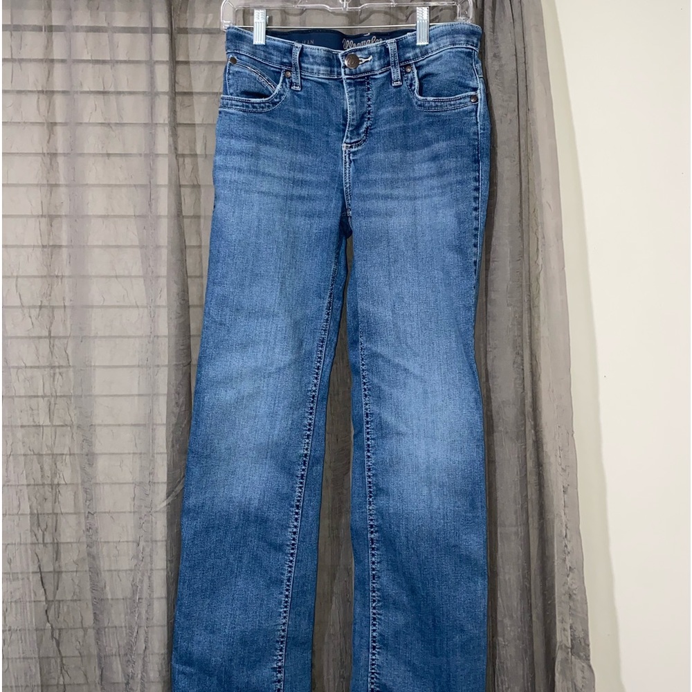 Woman’s wrangler ultimate riding jeans